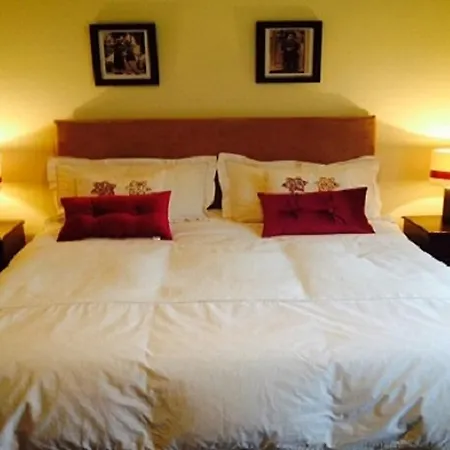 Bed & Breakfast Rockfield